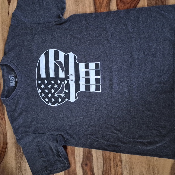 MARVEL The Punisher Graphic T Shirt - Picture 11 of 16